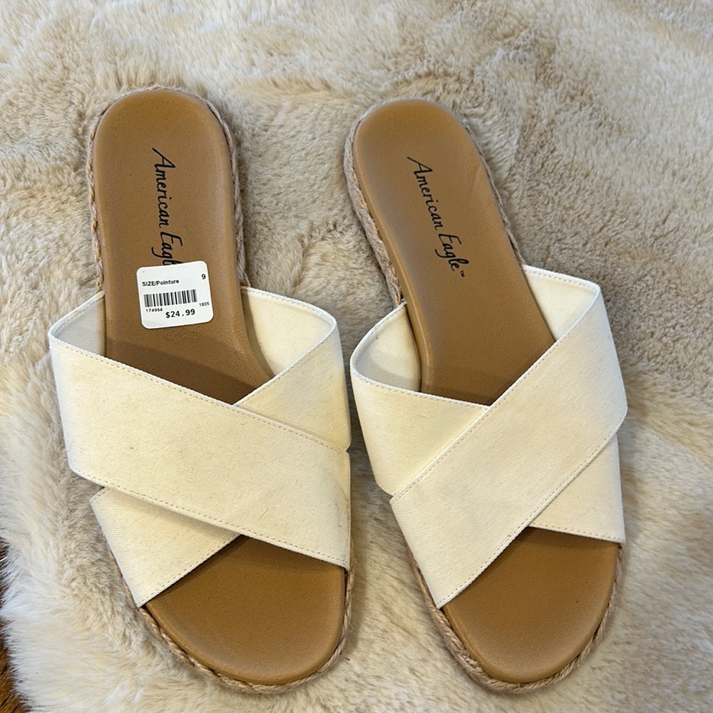 Nwt American eagle sandals